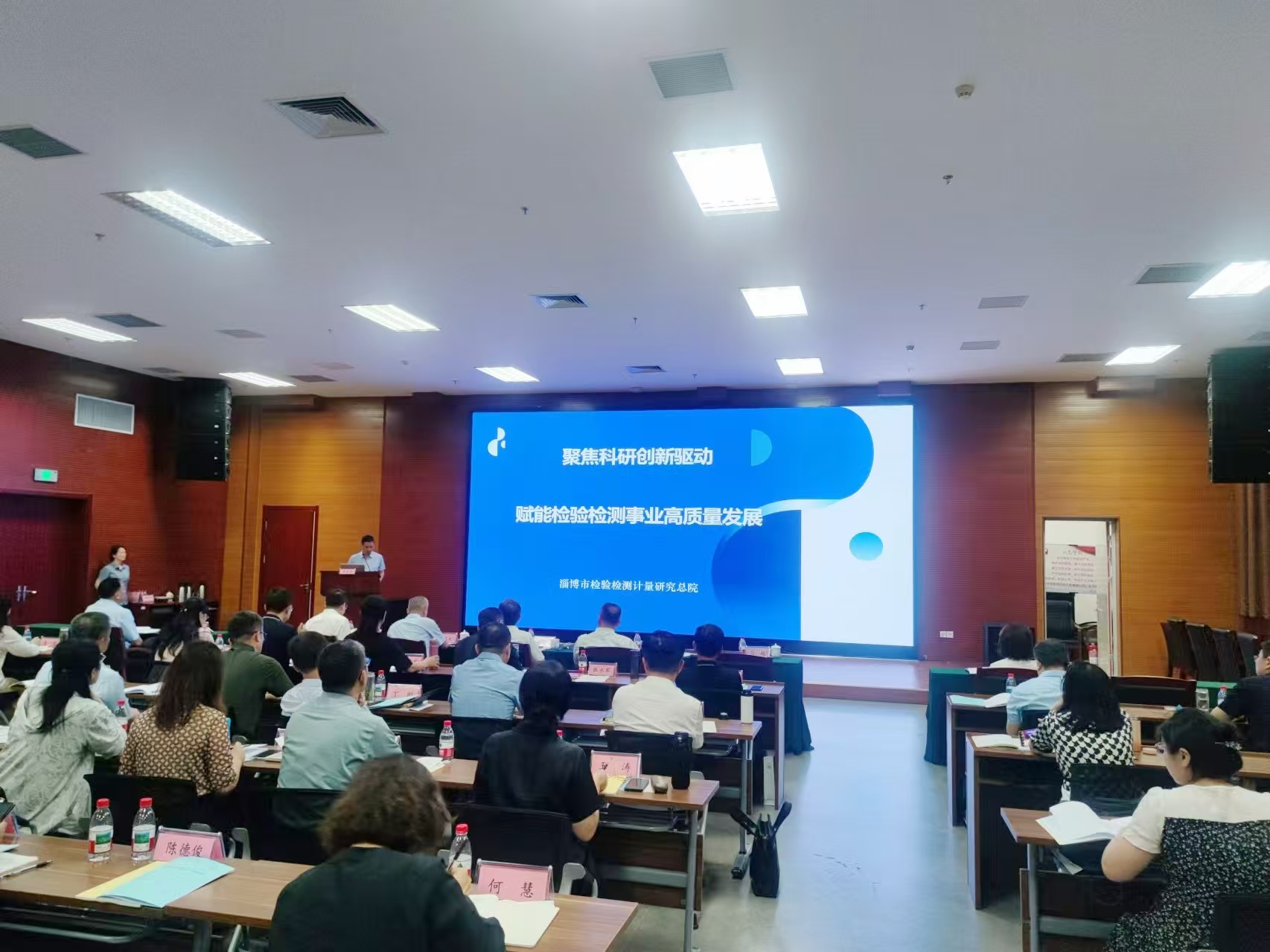 d7e4d1473e2aefb3c635daea41569a9.jpg